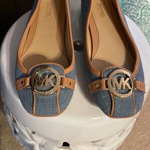 Michael Kors Blue and Tan Women's Flats